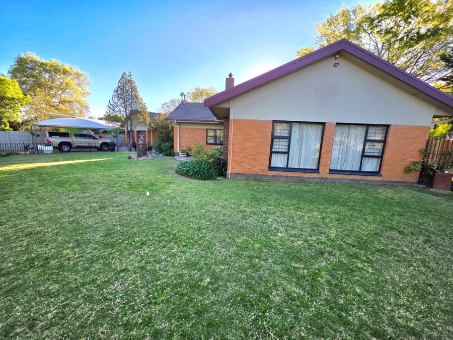 4 Bedroom Property for Sale in Panorama Free State